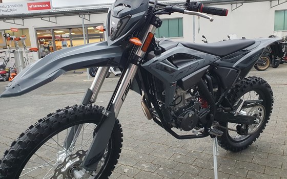 Neufahrzeug Beta RR 125 4T LC Enduro - Bild 17