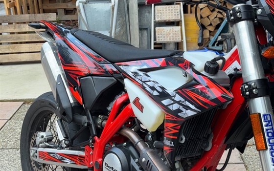 Gebrauchtmotorrad Beta RR 125 4T SM - Bild 5