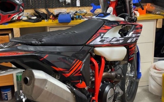 Gebrauchtmotorrad Beta RR 125 4T SM - Bild 6