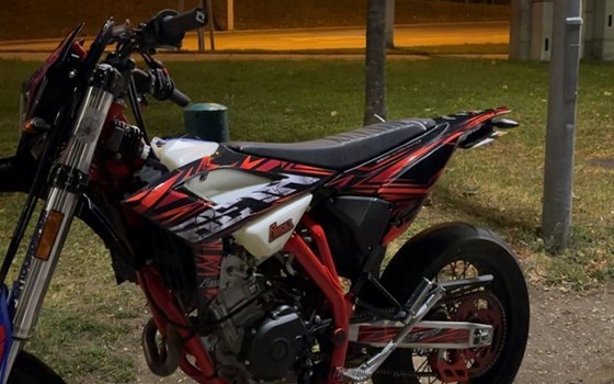 Gebrauchtmotorrad Beta RR 4T 125 R - Bild 1