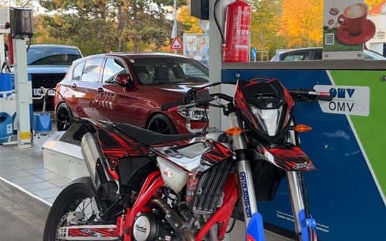 Gebrauchtmotorrad Beta RR 4T 125 R - Bild 3