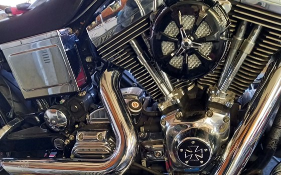 Gebrauchtmotorrad Harley-Davidson Dyna Wide Glide FXDWG - Bild 2