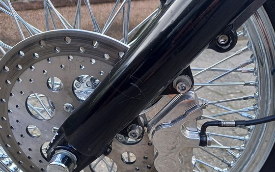 Gebrauchtmotorrad Harley-Davidson Dyna Wide Glide FXDWG - Bild 4