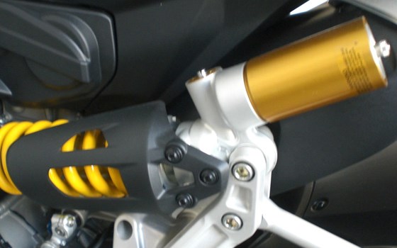 Neufahrzeug Ducati Streetfighter V2 - Bild 10