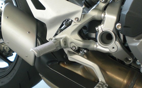 Neufahrzeug Ducati Streetfighter V2 - Bild 7