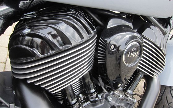 Neufahrzeug Indian Chief Bobber Dark Horse - Bild 7