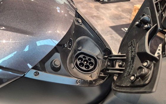 Gebrauchtmotorrad Zero SR - Bild 13