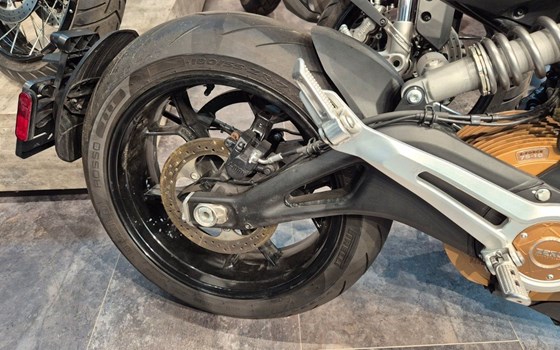 Gebrauchtmotorrad Zero SR - Bild 9