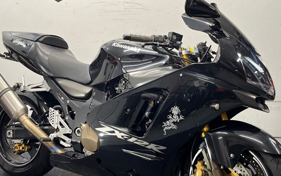 Gebrauchtmotorrad Kawasaki ZX-12R Ninja - Bild 2
