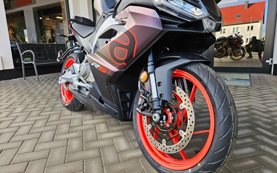 Neufahrzeug Aprilia RS4 50 - Bild 13