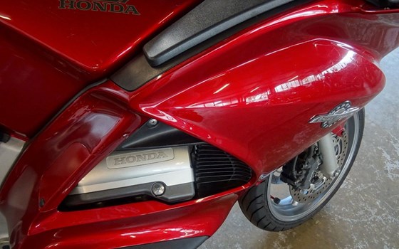 Gebrauchtmotorrad Honda CB 1300 S - Bild 6