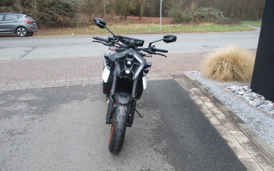 Neufahrzeug KTM 990 Duke R - Bild 3