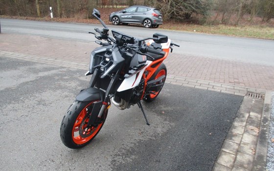 Neufahrzeug KTM 990 Duke R - Bild 5