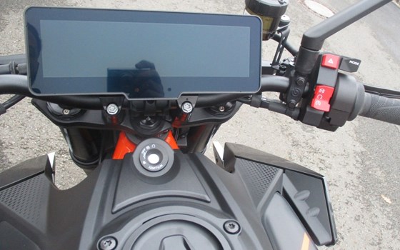 Neufahrzeug KTM 990 Duke R - Bild 9
