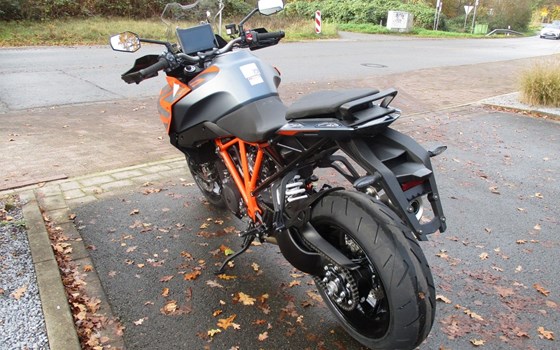 Gebrauchtmotorrad KTM 1290 Super Duke GT - Bild 6