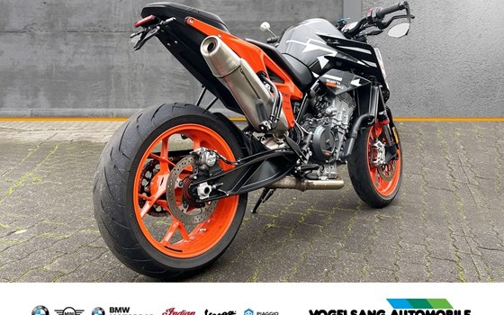 Gebrauchtmotorrad KTM 890 Duke GP - Bild 3