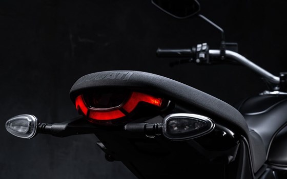 Neufahrzeug Ducati Scrambler Icon Dark - Bild 8