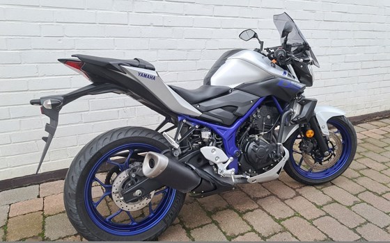 Gebrauchtmotorrad Yamaha MT-03 - Bild 4