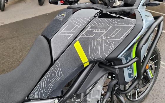 Neufahrzeug CFMOTO 450MT - Bild 17