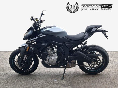 CFMOTO 675NK