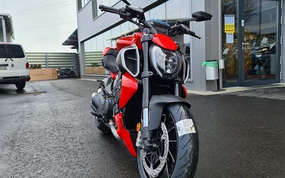Neufahrzeug Ducati Diavel V4 - Bild 13