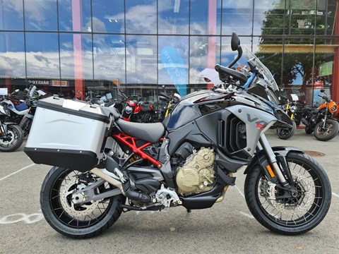 Ducati Multistrada V4 S