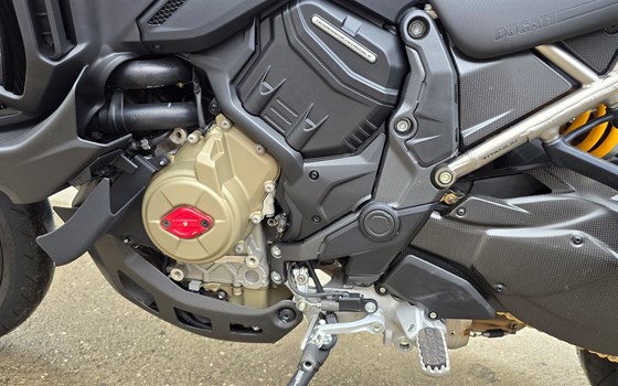 Gebrauchtmotorrad Ducati Multistrada V4 RS - Bild 14