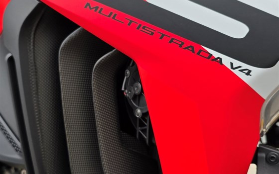 Gebrauchtmotorrad Ducati Multistrada V4 RS - Bild 11
