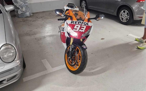 Gebrauchtmotorrad Honda CBR 1000 F - Bild 4