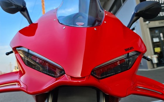 Neufahrzeug Ducati Panigale V4 - Bild 8