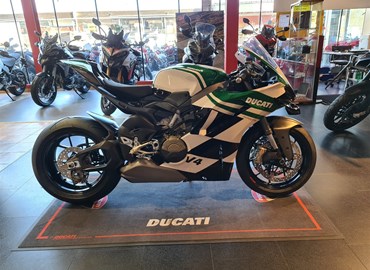 Neumotorrad Ducati Panigale V4 Tricolore