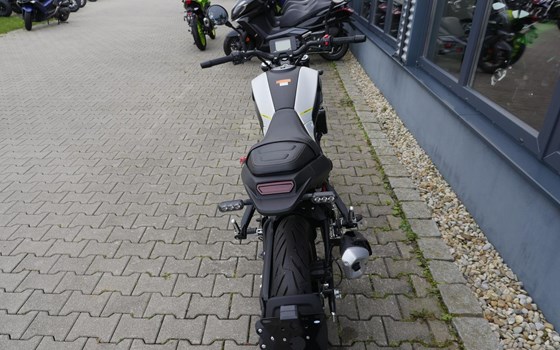 Gebrauchtmotorrad Benelli Leoncino 125 - Bild 10