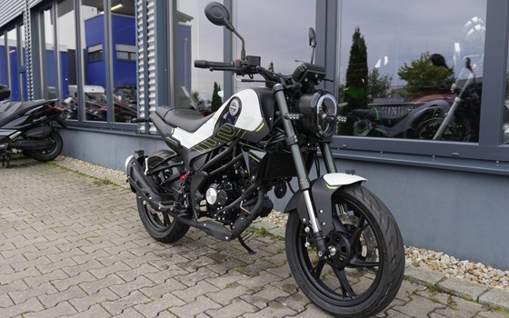 Gebrauchtmotorrad Benelli Leoncino 125 - Bild 3