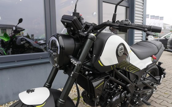 Gebrauchtmotorrad Benelli Leoncino 125 - Bild 7