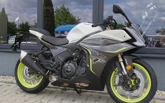 Gebrauchtmotorrad Benelli Tornado 550 - Bild 3