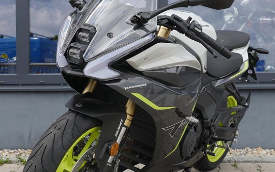 Gebrauchtmotorrad Benelli Tornado 550 - Bild 7