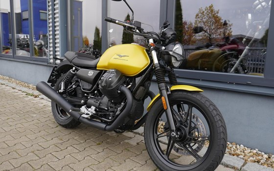 Gebrauchtmotorrad Moto Guzzi V7 Stone - Bild 3