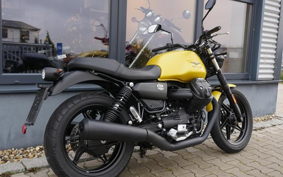 Gebrauchtmotorrad Moto Guzzi V7 Stone - Bild 4