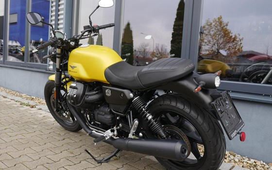 Gebrauchtmotorrad Moto Guzzi V7 Stone - Bild 6
