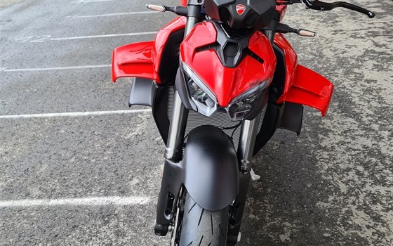 Neufahrzeug Ducati Streetfighter V4 - Bild 4