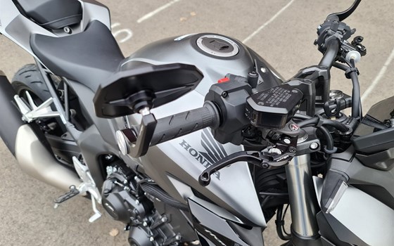 Neufahrzeug Honda CB1000 Hornet - Bild 8