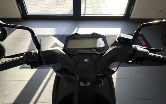 Neufahrzeug Kymco Super 8 R 50i - Bild 9