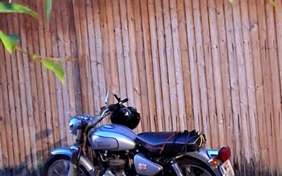 Gebrauchtmotorrad Royal Enfield Bullet 500 Electra EFI - Bild 4