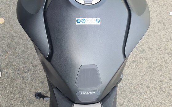 Neufahrzeug Honda CB1000 Hornet SP - Bild 13
