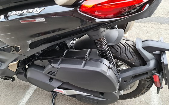 Neufahrzeug Piaggio Beverly 400 - Bild 8