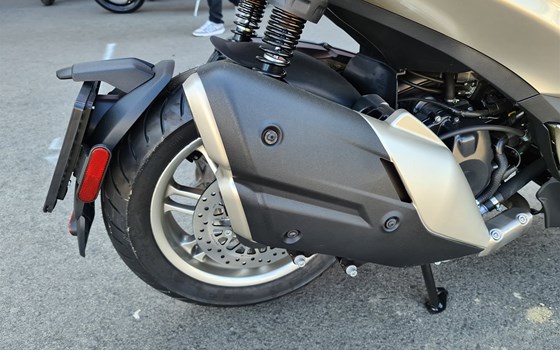 Neufahrzeug Piaggio Beverly 400 hpe - Bild 5