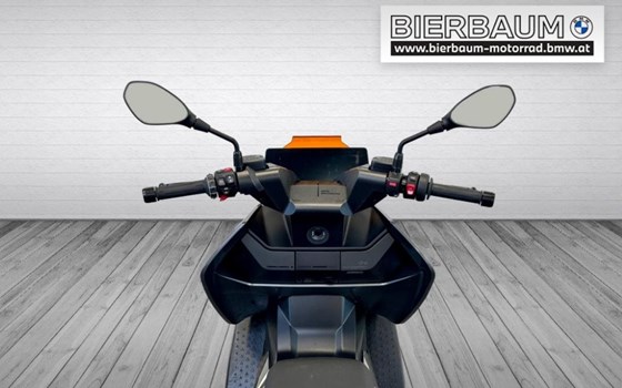 Gebrauchtmotorrad BMW CE 04 - Bild 3