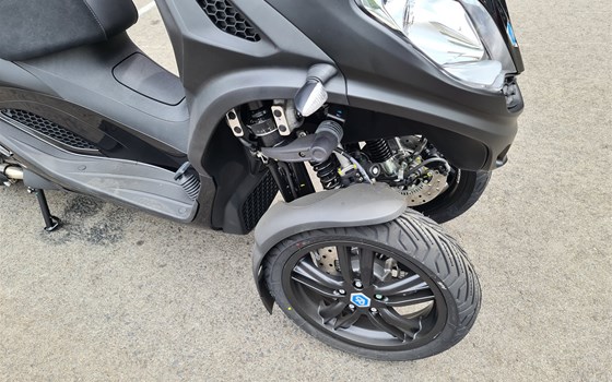 Neufahrzeug Piaggio MP3 300 HPE - Bild 3