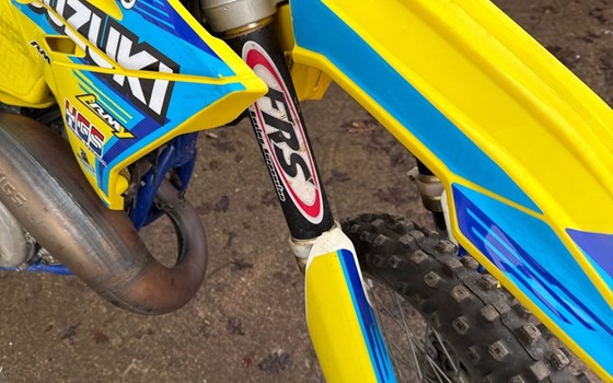 Gebrauchtmotorrad Suzuki RM-125 - Bild 5