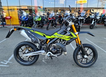 Neumotorrad Rieju MRT 50 All Black